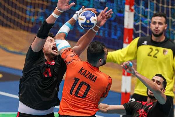 حمایتهای مسئولین از هندبال قوچان حیاتی است