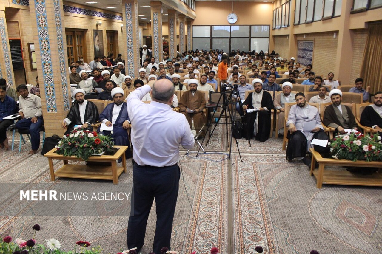 جامعہ روحانیت بلتستان پاکستان کے تحت قم میں ”تربیت مدرس قرآن“ کے عنوان سے ورکشاپ منعقد
