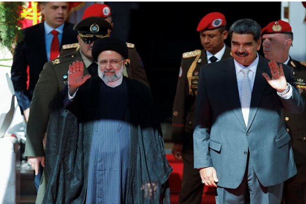 إيران وفنزويلا توقعان اتفاقیة اقتصادیة بقيمة 3.6 مليار دولار