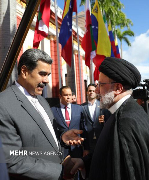 وینزویلا میں ایرانی صدر کا پرتپاک استقبال