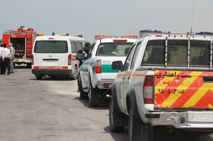 مانور نقطه صفر امداد و نجات جادهای در گناوه برگزار شد