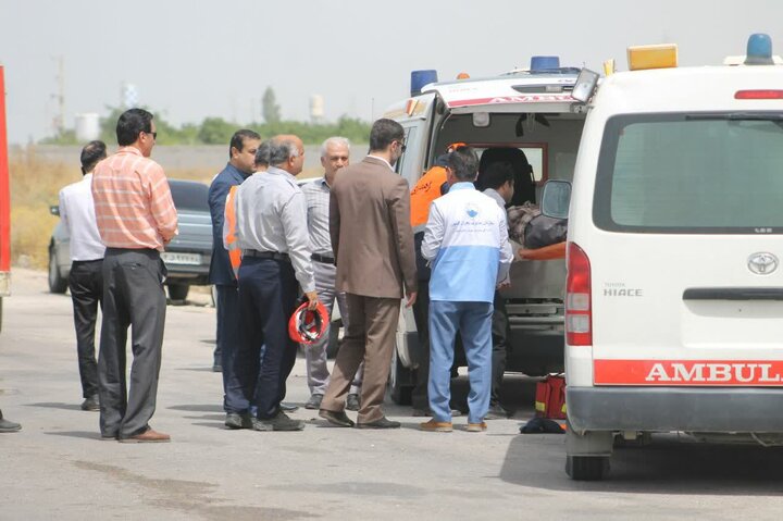مانور نقطه صفر امداد و نجات جادهای در گناوه برگزار شد