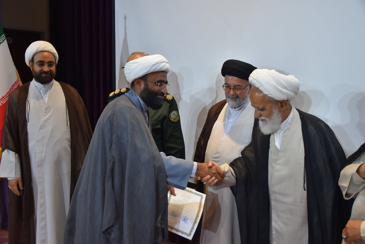 استان مرکزی بیش از ۱۱۰ شهید روحانی تقدیم انقلاب اسلامی کرده است