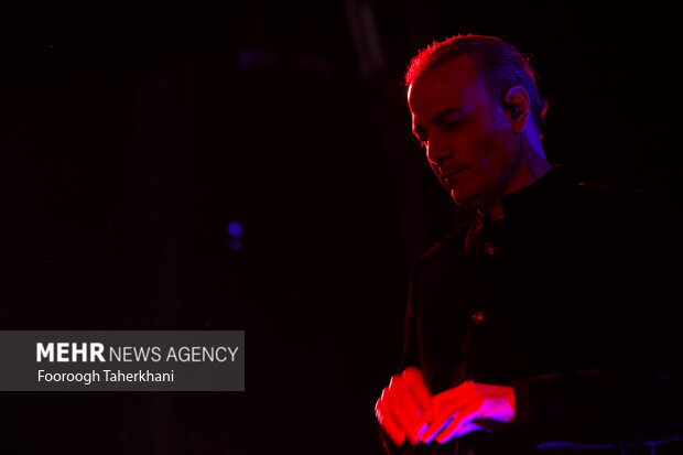 غوغای علیرضا قربانی در سکوت حیرتانگیز/ همخوانی در «روزگار غریب»