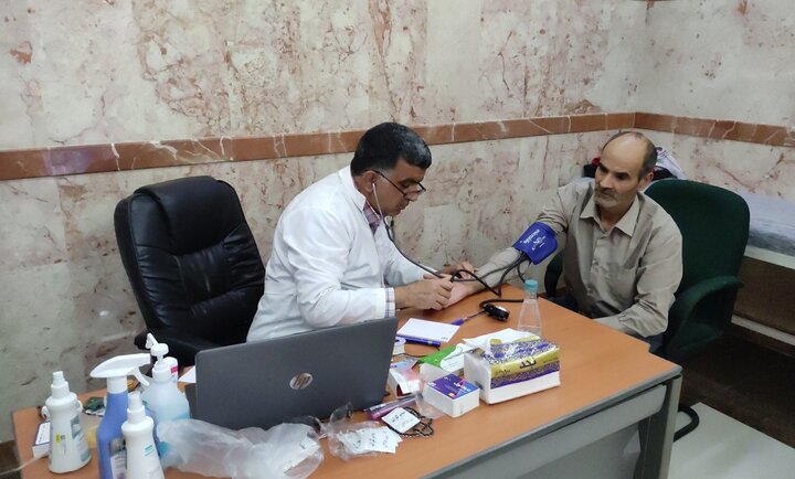 استقرار پزشکان داوطلب هلال احمر خوزستان در درمانگاه مرزهای استان