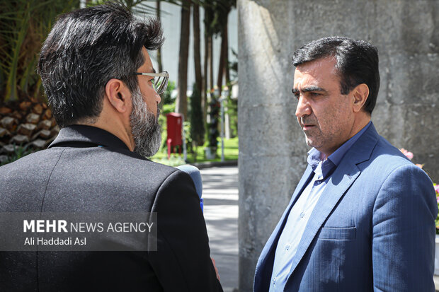 حاشیه هیئت دولت 3