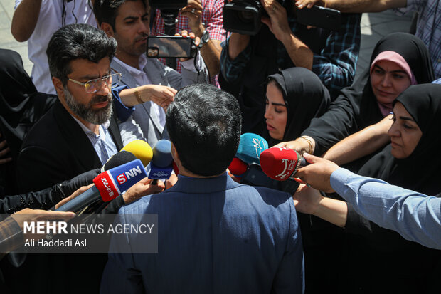 حاشیه هیئت دولت 6