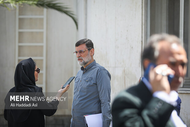 حاشیه هیئت دولت 14