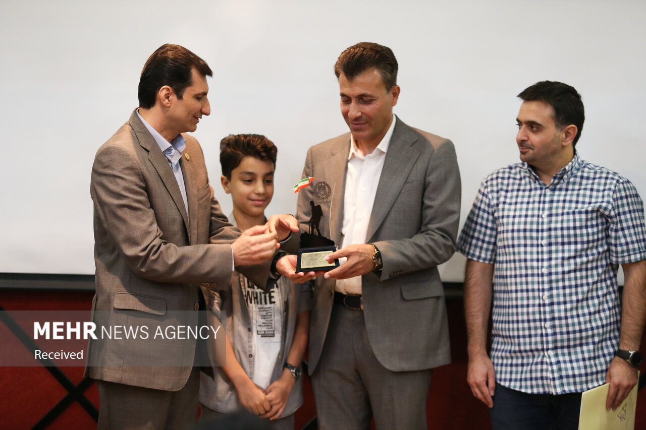 روایت ثبت رکورد فتح «اورست» و «لوتسه» در ۲۴ ساعت توسط کوهنورد قمی