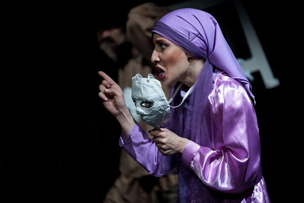 یک مجلس شبیهخوانی برای شکسپیر برپا است/ تقابل لیرشاه با سیاه!