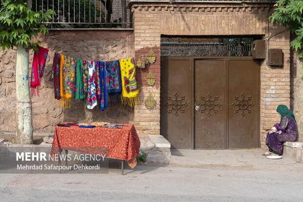 ابیانه نگینی سرخ در دل کویر 8