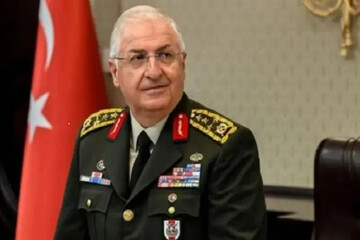 Türkiye Savunma Bakanı Güler Irak'a gitti