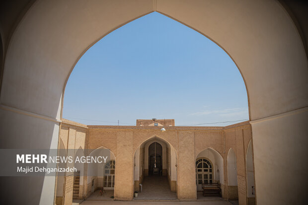 Amir Chakhmaq Mosque, a masterpiece of architectural art