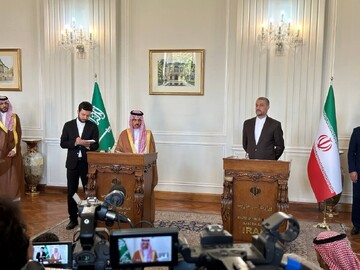 ایران اور سعودی عرب دونوں خطے کے اہم ممالک ہیں/تہران کے دورے سے خوشی ہوئی، سعودی وزیر خارجہ