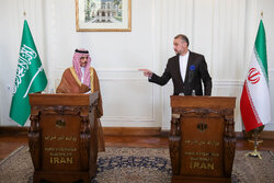 Iran, Saudia FMs meeting, presser