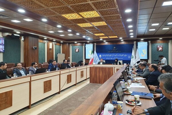 بنیاد علوی میتواند هلدینگی برای صنایع دستی باشد بنیاد علوی میتواند هلدینگی برای صنایع دستی باشد