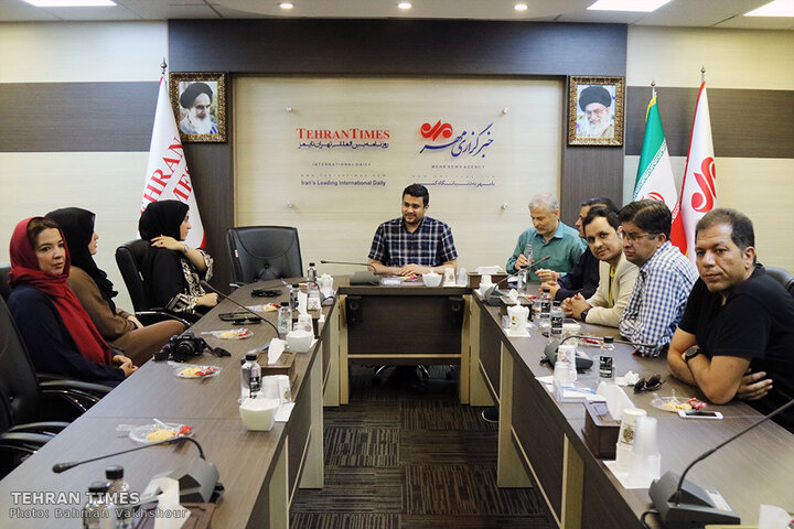 Pakistani journalists visit the Tehran Times