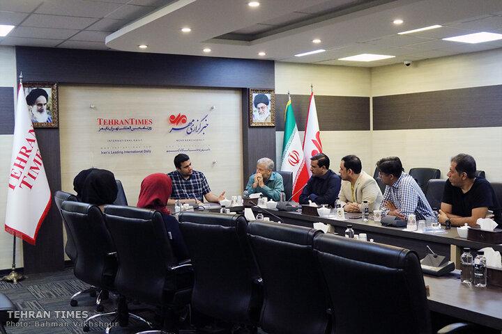 Pakistani journalists visit the Tehran Times