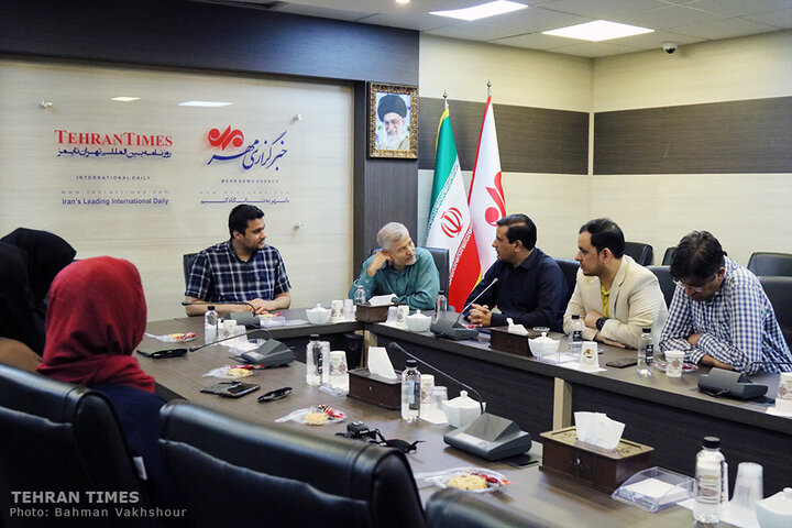 Pakistani journalists visit the Tehran Times