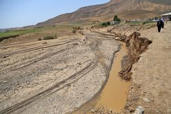 Interior minister's visit to flood-hit areas in Ardabil