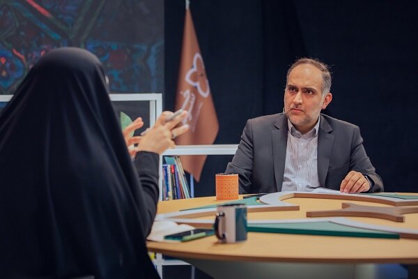 سبک زندگی ایرانی با مد غربی محقق نمیشود