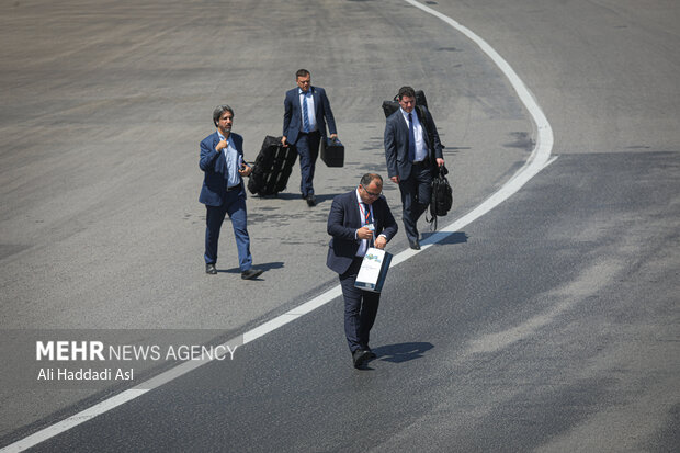 Uzbekistan President arrives in Tehran