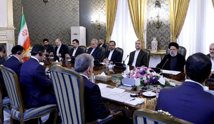 رئيسي: إيران مستعدة لنقل خبراتها لاوزبكستان/ميرضيايف: أوزبكستان بحاجة لتجارب إيران الناجحة