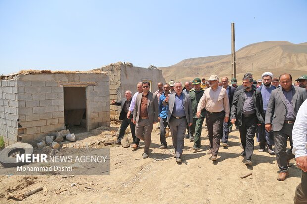 
Interior minister's visit to flood-hit areas in Ardabil
