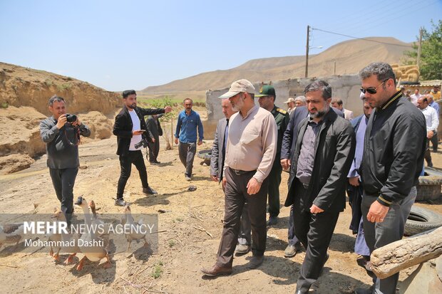 
Interior minister's visit to flood-hit areas in Ardabil
