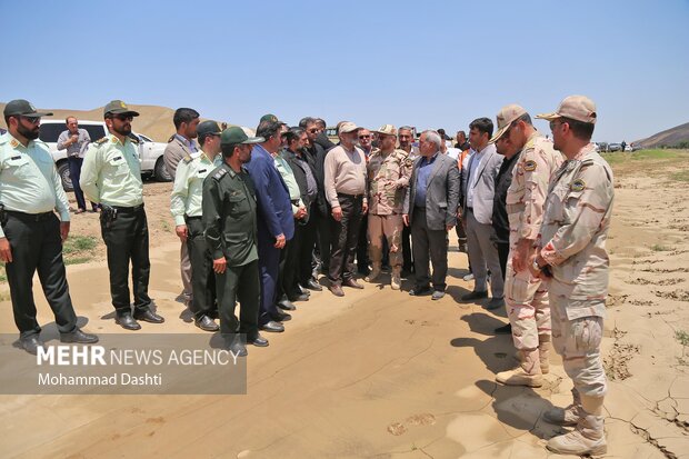 
Interior minister's visit to flood-hit areas in Ardabil
