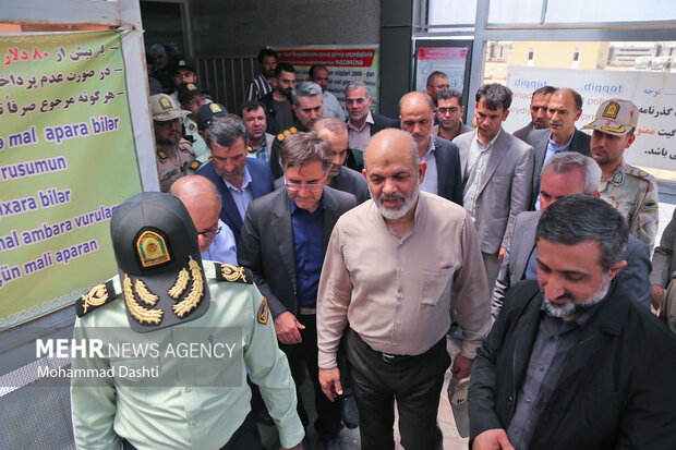 
Interior minister's visit to flood-hit areas in Ardabil
