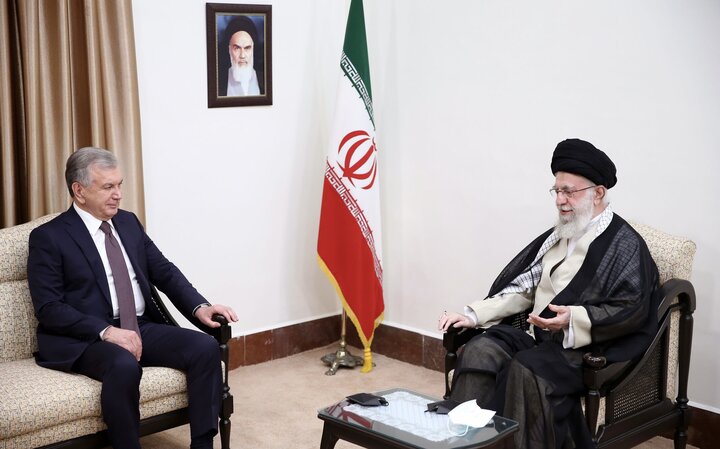 Leader's meeting with Uzbek president
