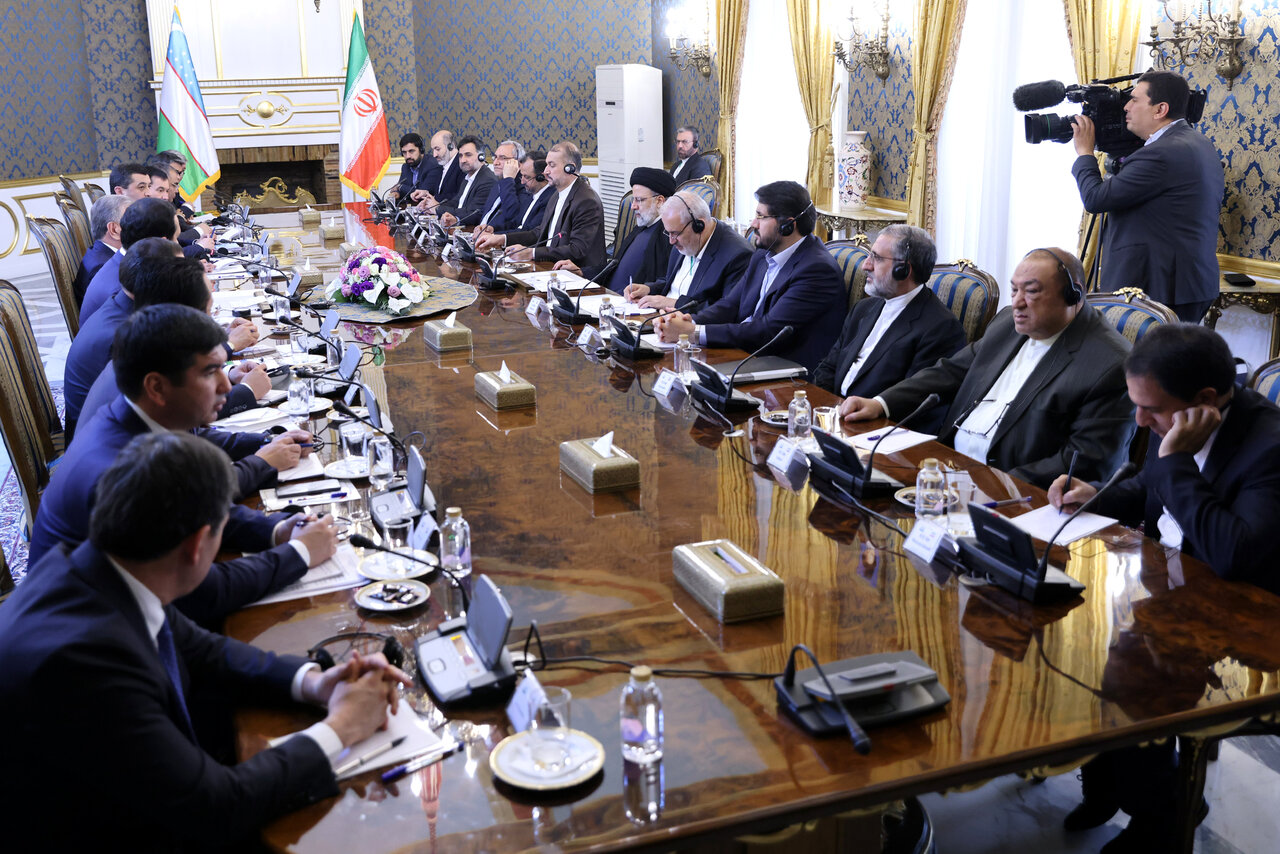 ایران نے پابندیوں کو فرصت میں تبدیل کیا/ایران ازبکستان کے ساتھ روابط کو مستحکم کرنے کے لئے پرعزم ہے