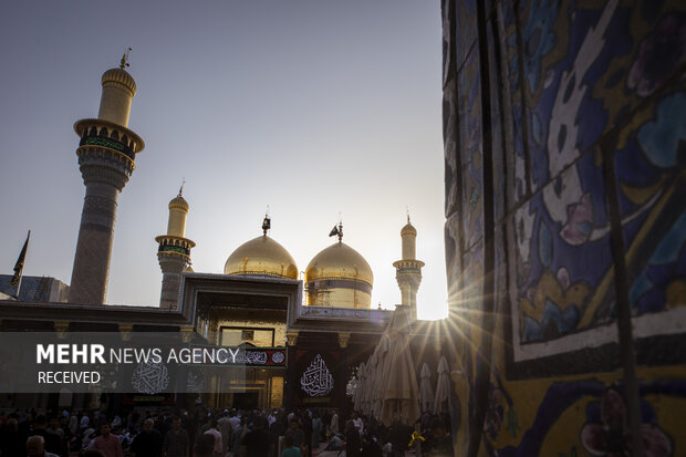 VIDEO: Arbaeen pilgrims visit holy Kadhemein 