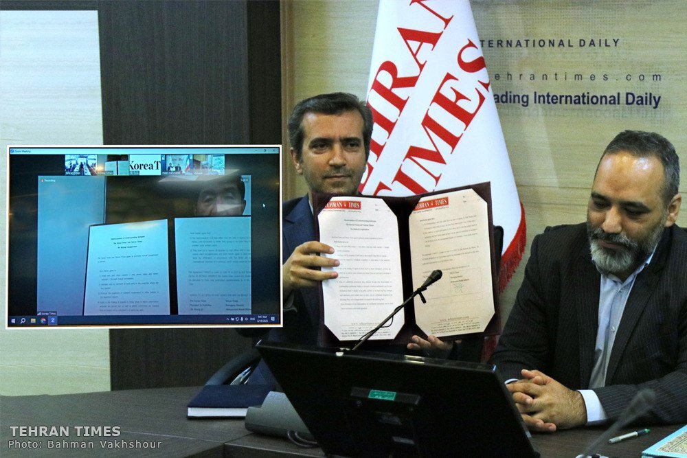 Tehran Times, Korea Times sign MOU on mutual cooperation