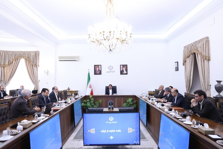 تصمیم گیری برای رفع موانع اجرایی ابرپروژه های دولت