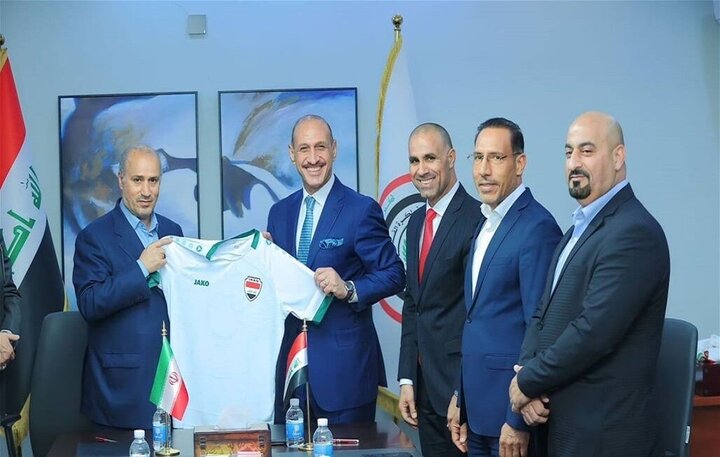Iran, Iraq football federations ink MoU