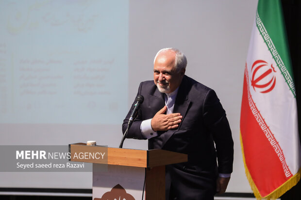  دکتر محمد جواد ظریف در مراسم آیین نکوداشت دکتر حسین مهرپور حضور دارد