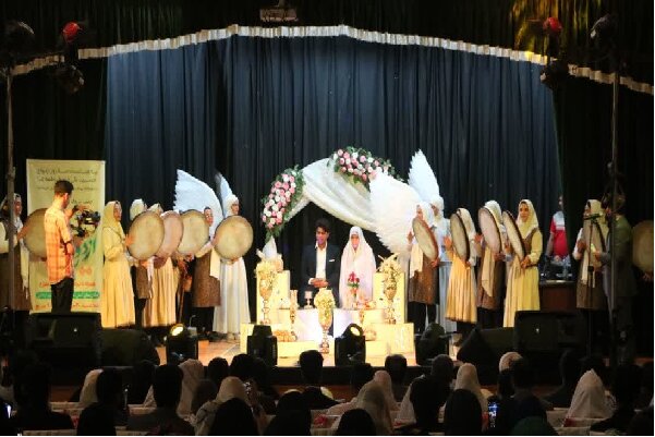 جشن ازدواج دانشجویی ٢۵ زوج دانشجوی اردکانی برگزار شد