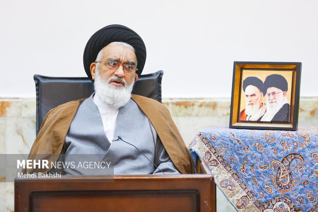 آیت الله سعیدی: خدمت صادقانه بهترین راه جلب رضایت الهی و مردم است آیت الله سعیدی: خدمت صادقانه بهترین راه جلب رضایت الهی و مردم است