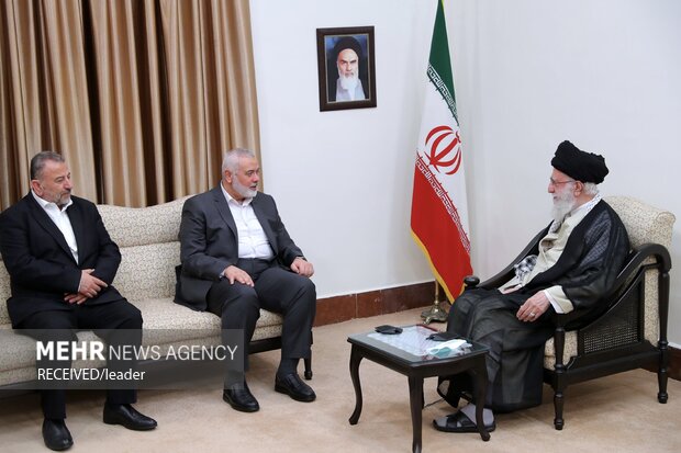 Leader, Hamas delegation meeting