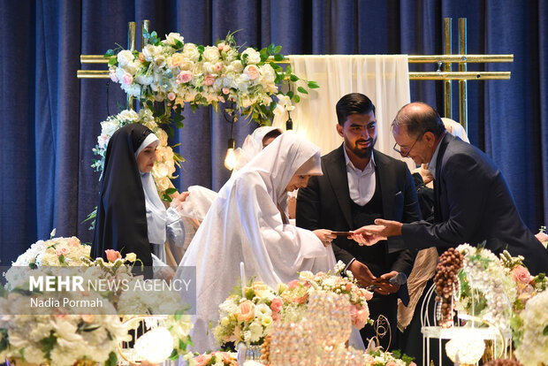 ایرانی صوبہ البرز میں 110 جوڑوں کی شادی اجتماعی تقریب
