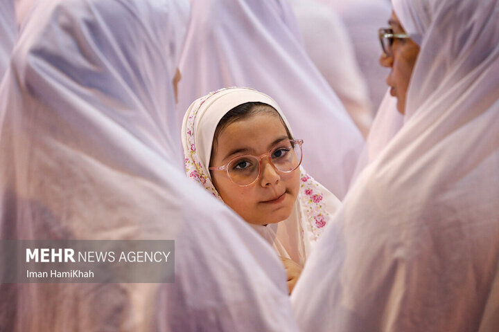 همایش آموزشی متمرکز زائرین حج تمتع ۱۴۰۲ همدان صبح امروز جمعه در سالن ابن سینای این شهر برگزار شد