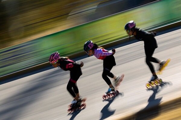 Iranians bag colorful medals at Skating competitions in Italy