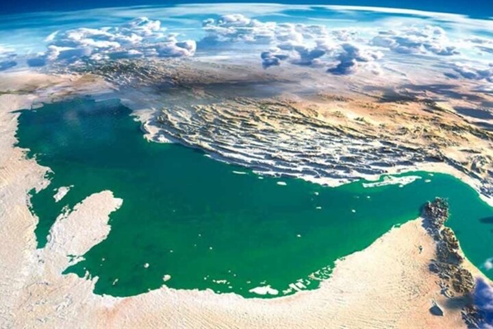 فعالیت سامانه بارشی و وزش باد شدید بر روی دریای عمان