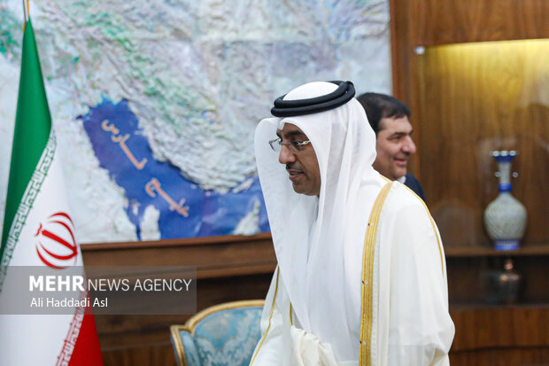 علی‌ابن‌سعید المری وزیر کار کشور قطر در دیدار با محمد مخبر معاون اول رئیس جمهور حضور دارد