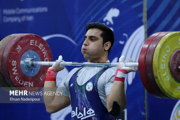 رکورد گیری تیم ملی وزنه برداری 17