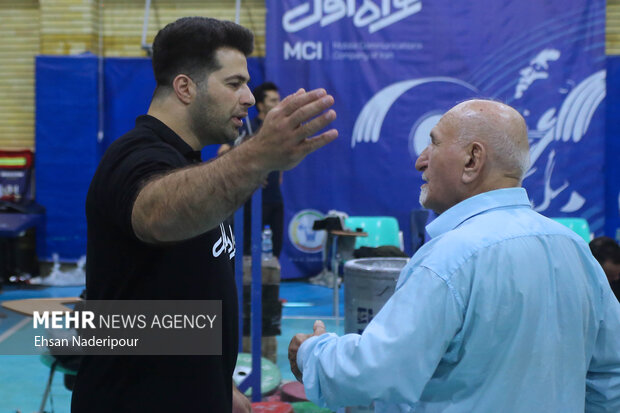 رکورد گیری تیم ملی وزنه برداری 14