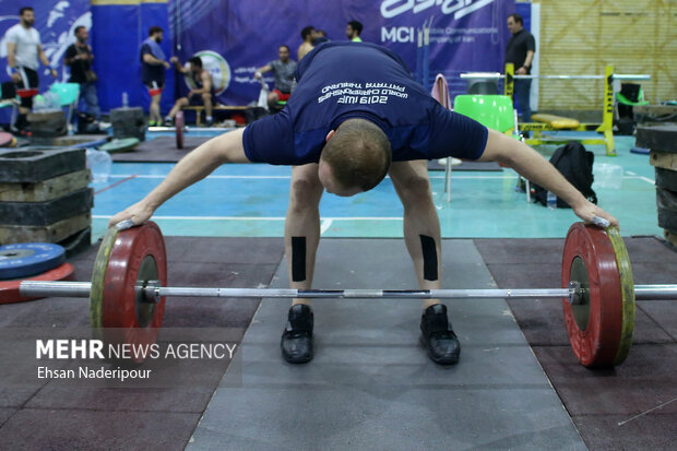 رکورد گیری تیم ملی وزنه برداری 3