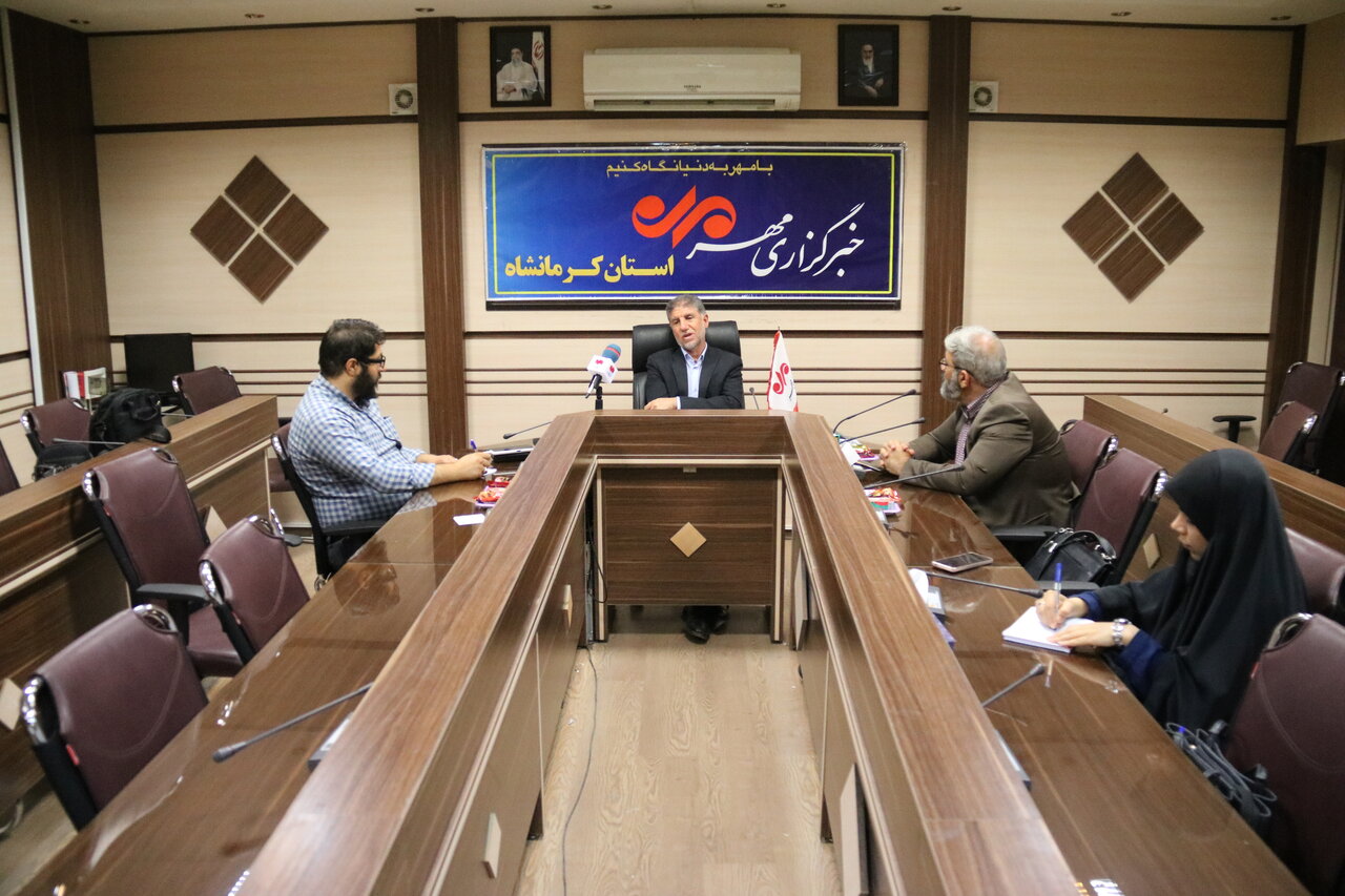 اطلاع رسانی درست مهمترین رسالت اجتماعی